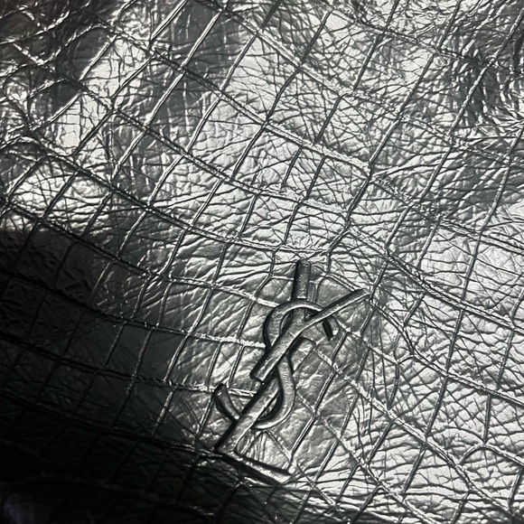 SAINT LAURENT 
Calfskin Crocodile Embossed Monogram Large Niki Shopping Bag - Picture 5 of 10